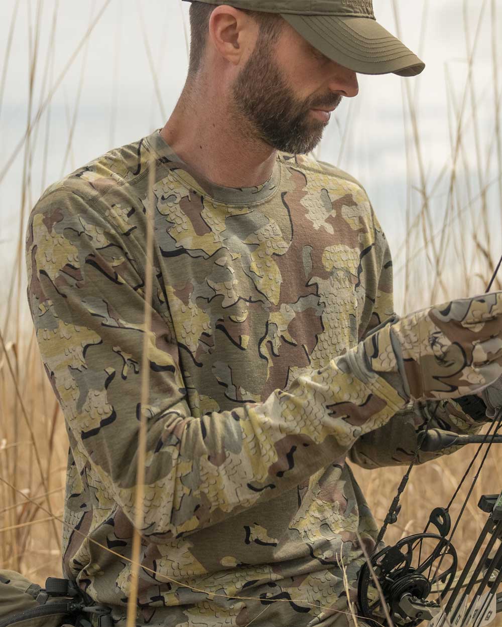 ULTRA Merino 120 LT LS Crew-T | Bone