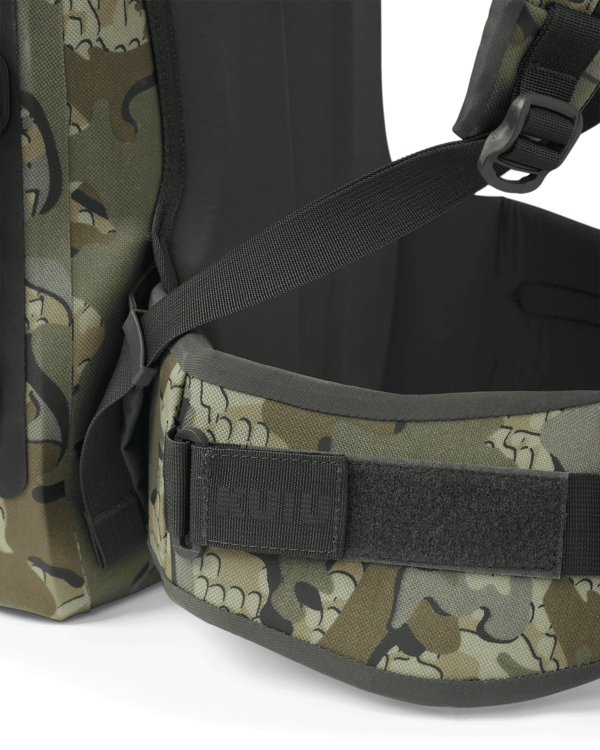 DeltaStorm 2200 Submersible Backpack | Valo